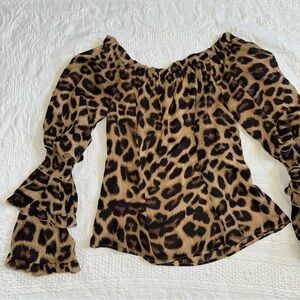 essue Leopard Print Long Sleeve Top Blouse Ruffle Pleated Detailing Size Large